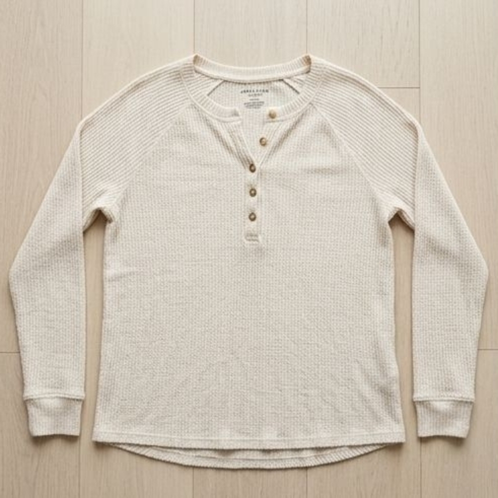 Waffle Henley Long Sleeve Shirt in Cream